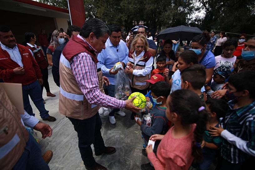 DAN MANTENIMIENTO A JARDÍN DE NIÑOS EN RÍO GRANDE