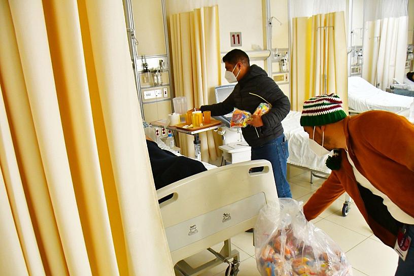DAN MENSAJE DE PAZ EN HOSPITALES DE GUADALUPE 