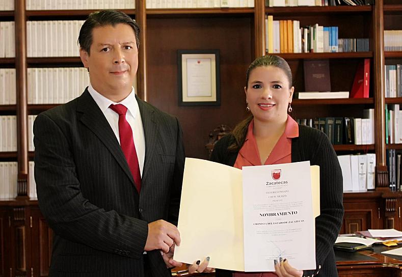 DAN NOMBRAMIENTOS A NUEVO CRONISTA Y DIRECTORA DE ARCHIVO
