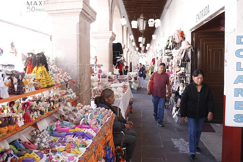 DARÁN PRIORIDAD A COMERCIANTES LOCALES PARA FESTIVIDAD DE DÍA DE MUERTOS