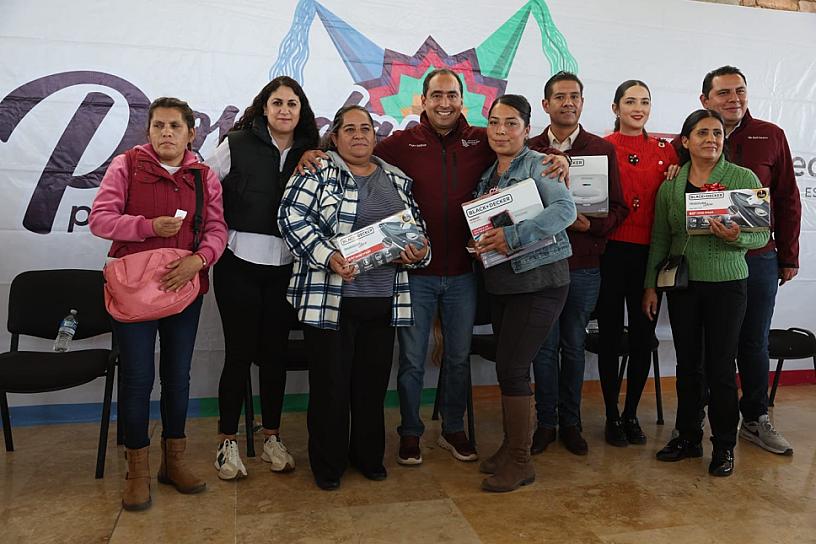 David Monreal, un aliado de las familias de Guadalupe: SEDIF