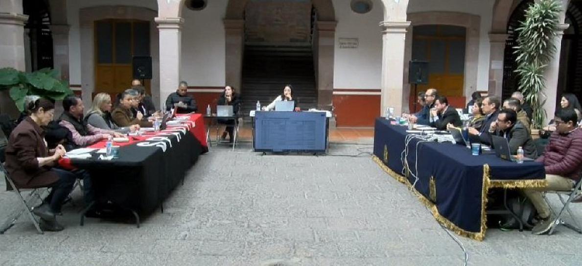 DEBE UAZ AL ISSSTE MÁS DE 3 MIL MDP