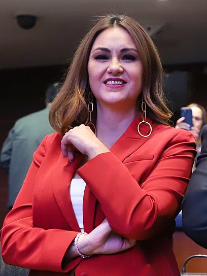 DEDUCIR DEL ISR LAS INSCRIPCIONES Y COLEGIATURAS SIN LÍMITE, PROPONE GEOVANNA BAÑUELOS