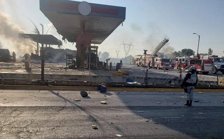 DEJA 2 MUERTOS Y 4 HERIDOS EXPLOSIÓN EN GASOLINERA DE HIDALGO