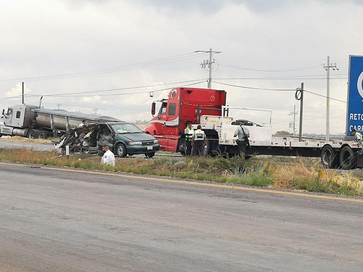 DEJA ACCIDENTE VIAL 5 LESIONADOS