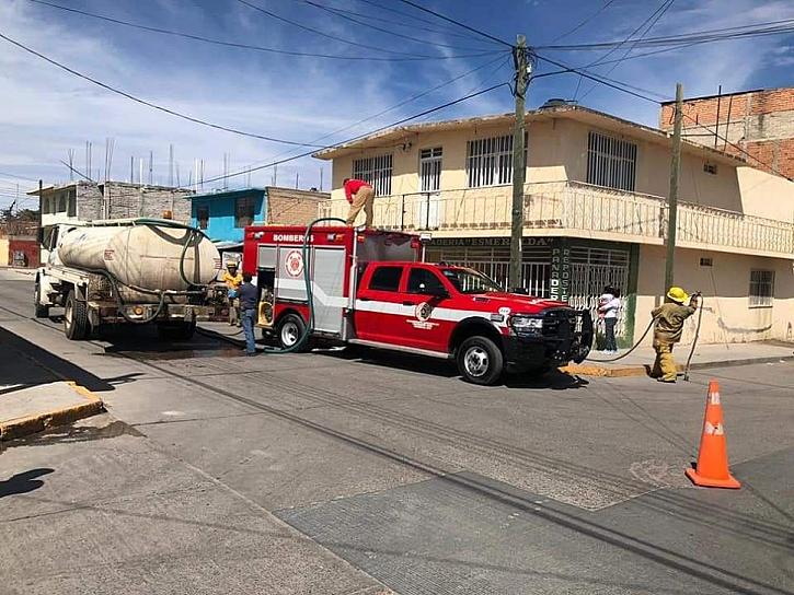 DEJA INCENDIO EN CASA HABITACIÓN DAÑOS MATERIALES 