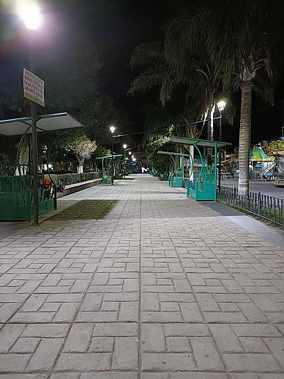 DEJAN DOS CUERPOS TORTURADOS EN LA PLAZA PRINCIPAL DE LORETO