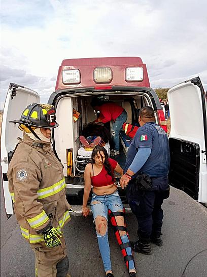 DEJA VOLCADURA EN TACOALECHE TRES JÓVENES LESIONADOS 