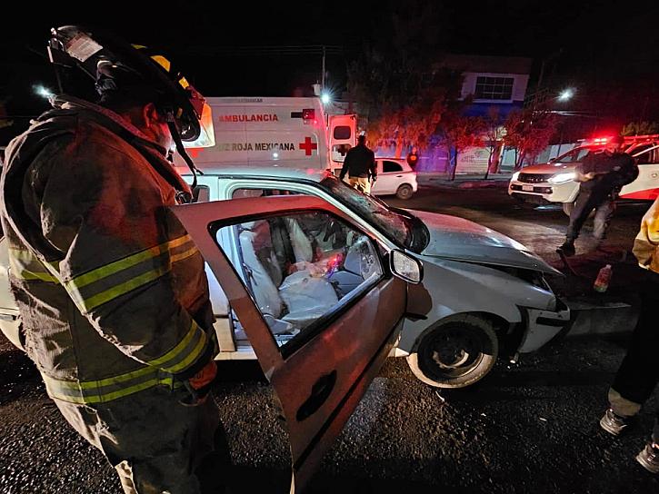 DEJA CHOQUE CUATRO PERSONAS LESIONADAS