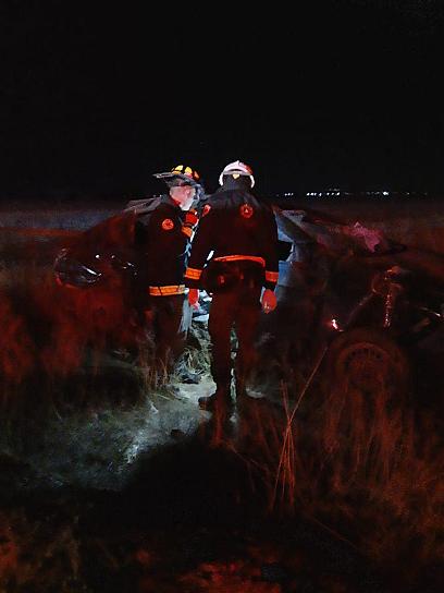 DEJA VOLCADURA UNA MUJER MUERTA Y CUATRO HERIDOS 