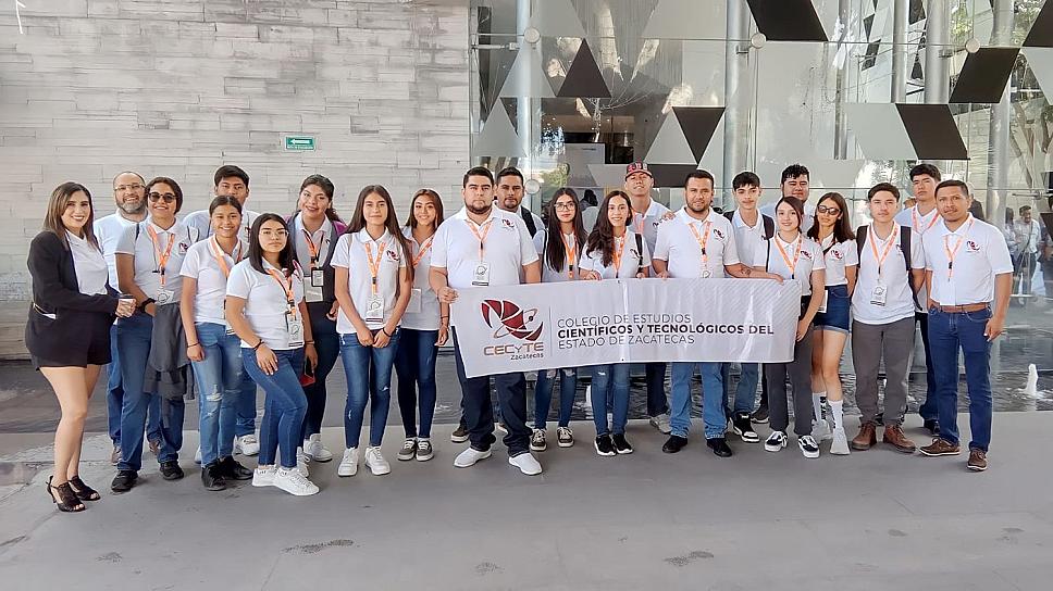 DEMUESTRAN JÓVENES DEL CECYTEZ TALENTO EN ENCUENTRO NACIONAL DE INNOVACIÓN TECNOLÓGICA 