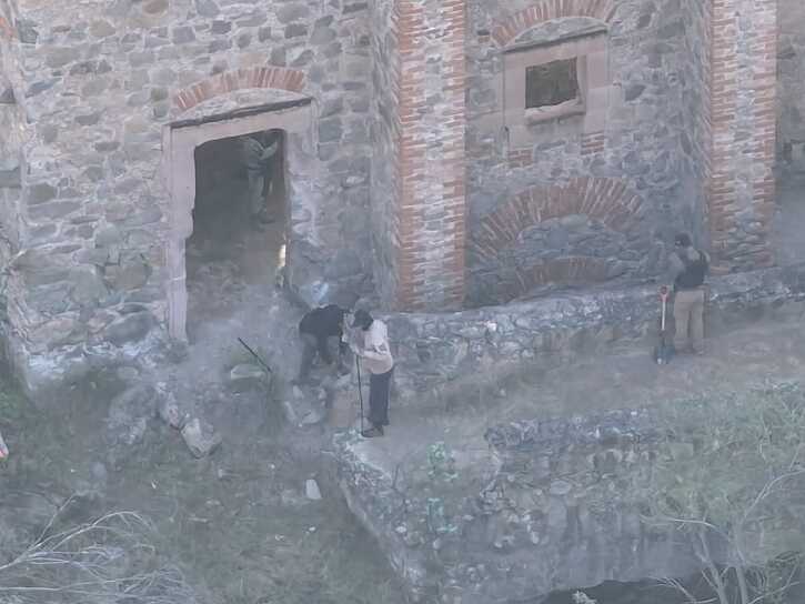 EXPLORAN AUTORIDADES ESTATALES PREDIOS DE MIGUEL AUZA EN BUSCA DE PERSONAS DESAPARECIDAS