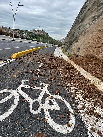 DENUNCIAN MALAS CONDICIONES DE CICLOVÍA EN VIALIDAD MANUEL FELGUÉREZ