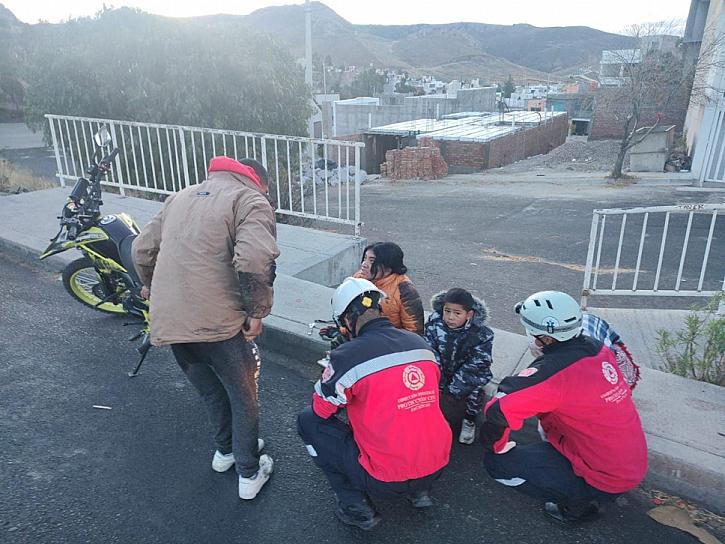 DERRAPA MOTO TRIPULADA POR FAMILIA