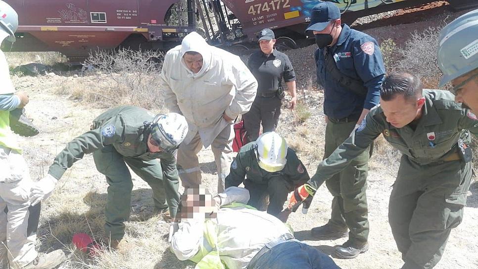 DESCARRILA TREN; DEJA UN MUERTO Y UN HERIDO DE GRAVEDAD
