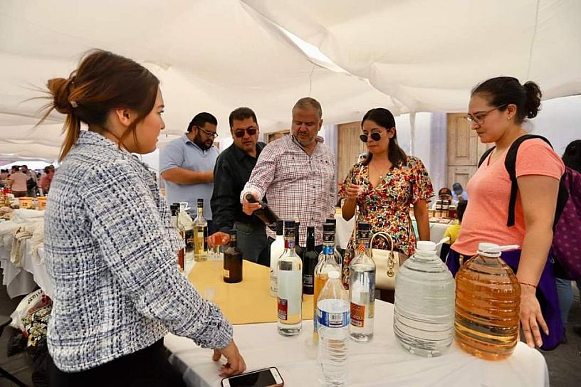 DESCARTAN COBROS IRREGULARES A COMERCIANTES DE JEREZ