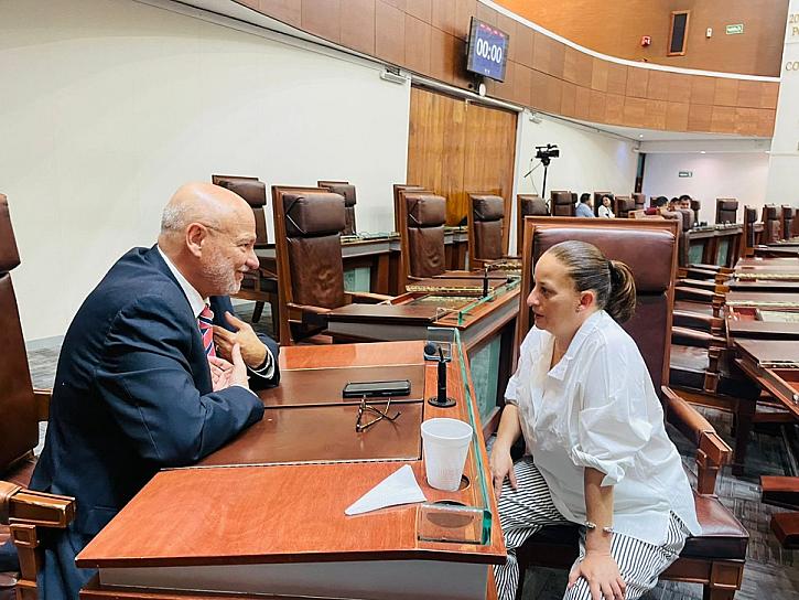 DESECHAN DIPUTADOS INICIATIVA PARA OBLIGAR AL GOBERNADOR A RENDIR INFORME ANTE LEGISLATURA