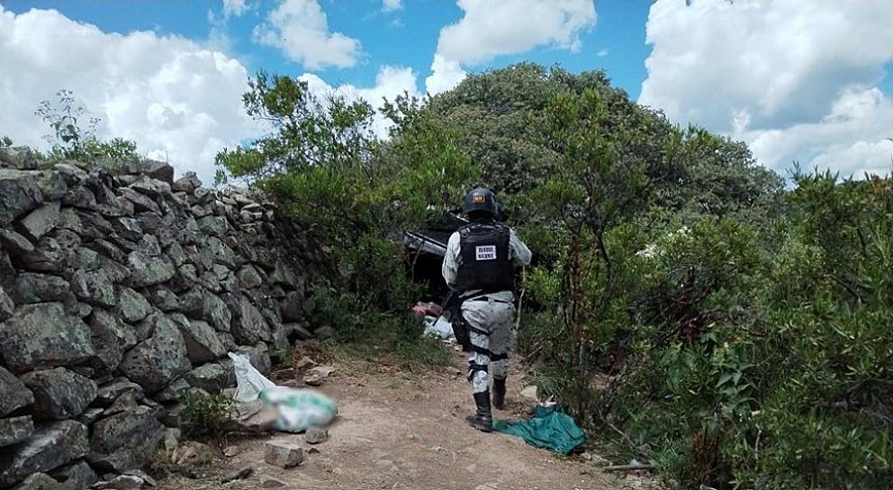 DESTRUYE GN CAMPAMENTOS DE LA DELINCUENCIA EN ZONAS SERRANAS DE TEPETONGO 