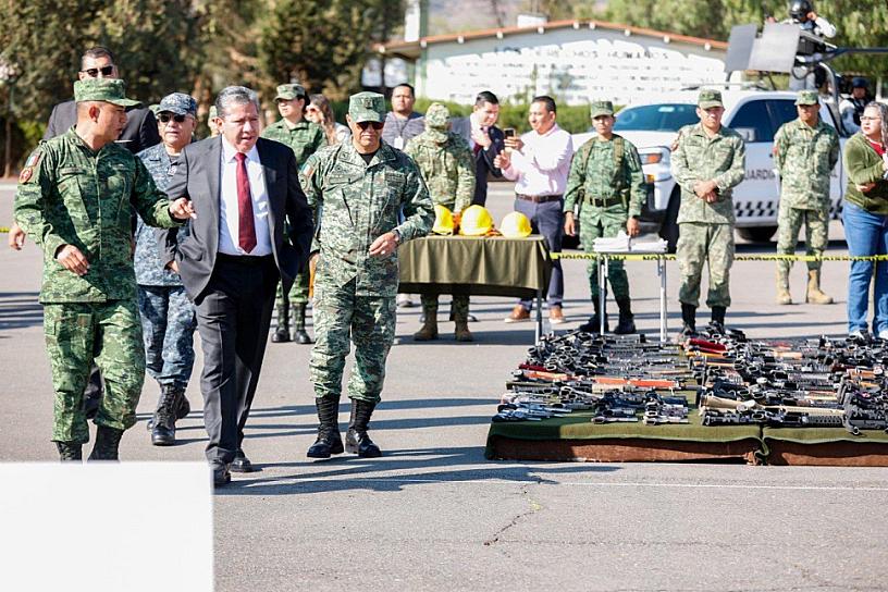 DESTRUYEN ARMAMENTO QUE HA SIDO DECOMISADO Y UTILIZADO POR GRUPOS DELINCUENCIALES