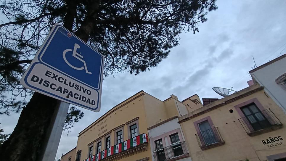 DETECTAN AUTORIDADES MAL USO DE TARJETONES PARA PERSONAS CON DISCAPACIDAD