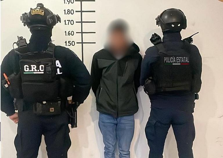 Detiene a joven por presunto cobro de piso y narcomenudeo
