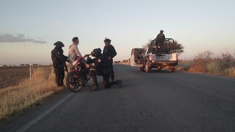 DETIENE METROPOL A UN HOMBRE POR CONDUCIR MOTO ROBADA 