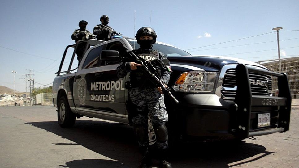 DETIENEN A 2 PERSONAS QUE CONTABAN CON ORDEN DE APREHENSIÓN VIGENTE