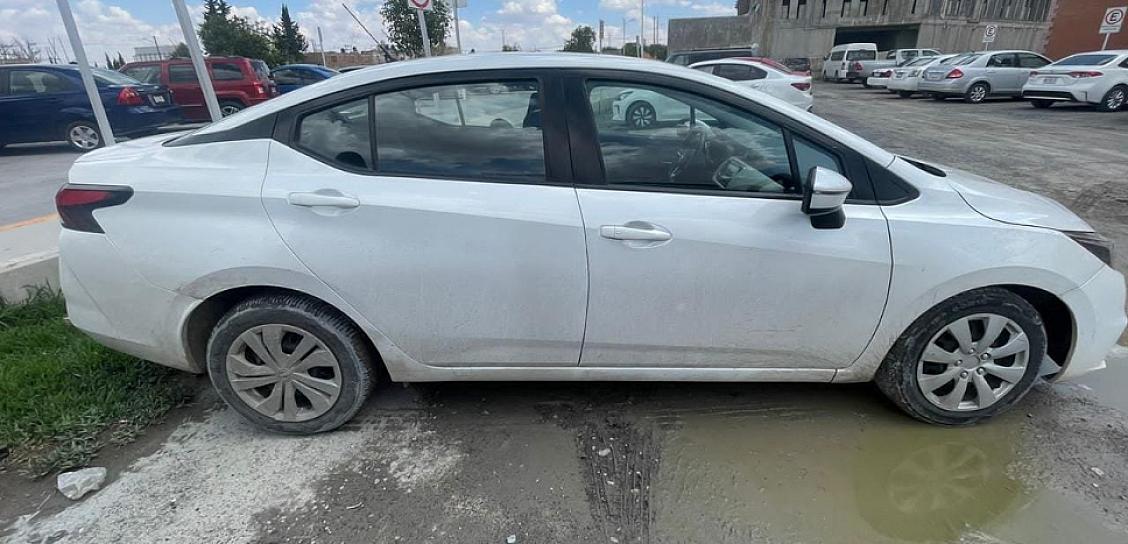 DETIENEN A 3 HOMBRES DE DURANGO EN ZACATECAS; PORTABAN ARMAS Y DROGA