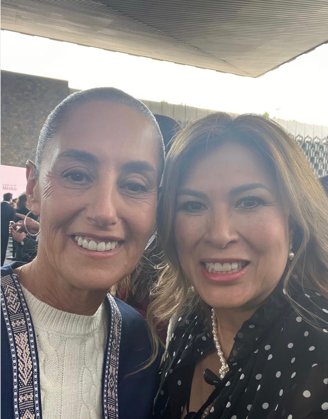 -Tocaya, yo también quiero mi selfie con la mera mera