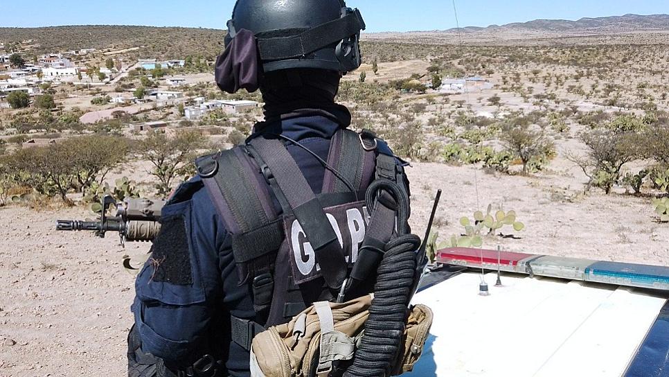 DETIENEN A DOS HOMBRES EN JEREZ POR PORTACIÓN DE ARMA DE FUEGO 