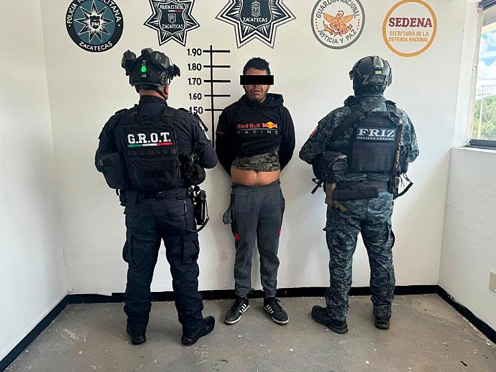 DETIENEN A DOS HOMBRES POR PARTICIPAR EN AGRESIÓN ARAMADA   &nbsp;