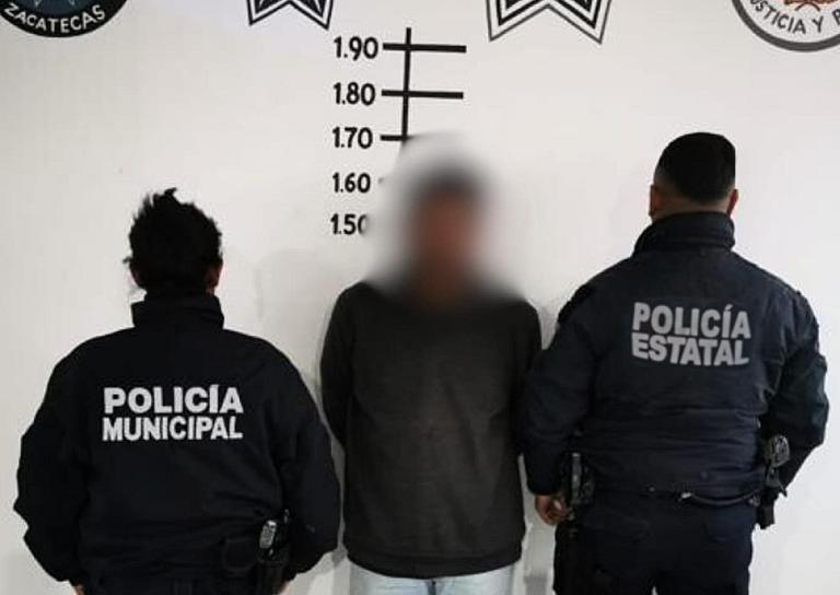 DETIENEN A DOS HOMBRES POR ROBAR DIÉSEL 