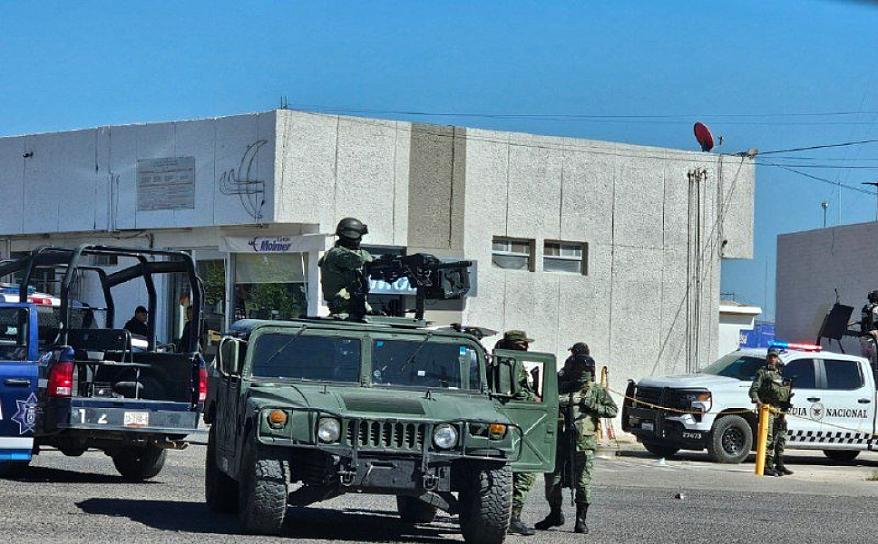 Detienen a dos hombres tras persecución en Fresnillo