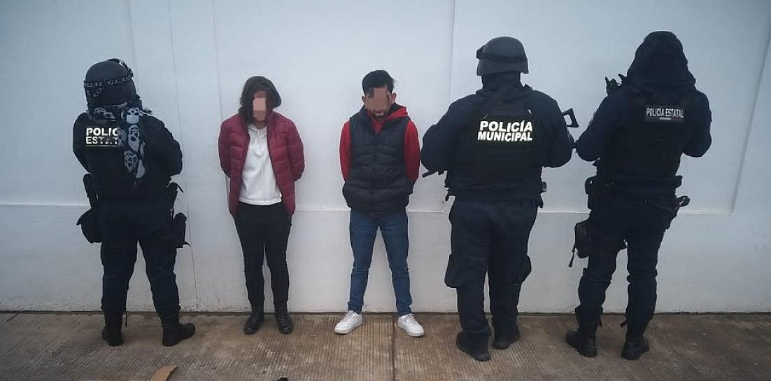 DETIENEN A DOS PERSONAS POR POR PORTAR ARMA DE FUEGO Y POSESIÓN DE DROGA