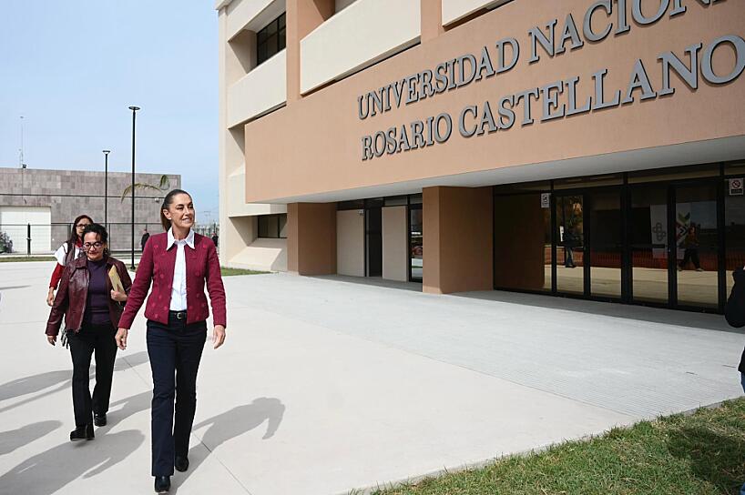 ANUNCIA SHEINBAUM BECA DE TRANSPORTE PARA ESTUDIANTES DE LA UNIVERSIDAD ROSARIO CASTELLANOS