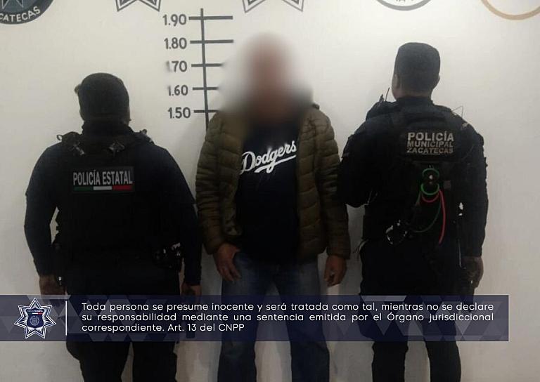 DETIENEN A HOMBRE DE 50 AÑOS POR AGREDIR A SU PAREJA