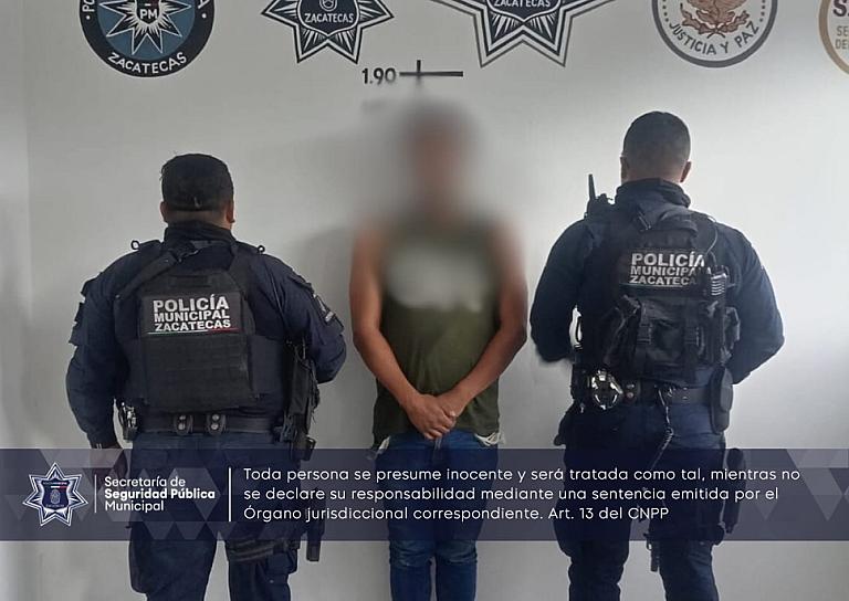 DETIENEN A HOMBRE POR AGREDIR A SU PAREJA EN LA 5 SEÑORES