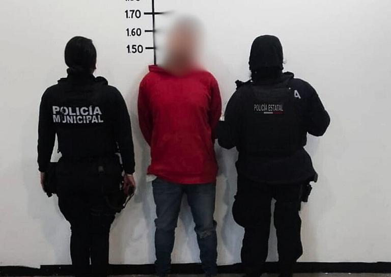 Detienen a hombre por violencia familiar en contra de su pareja