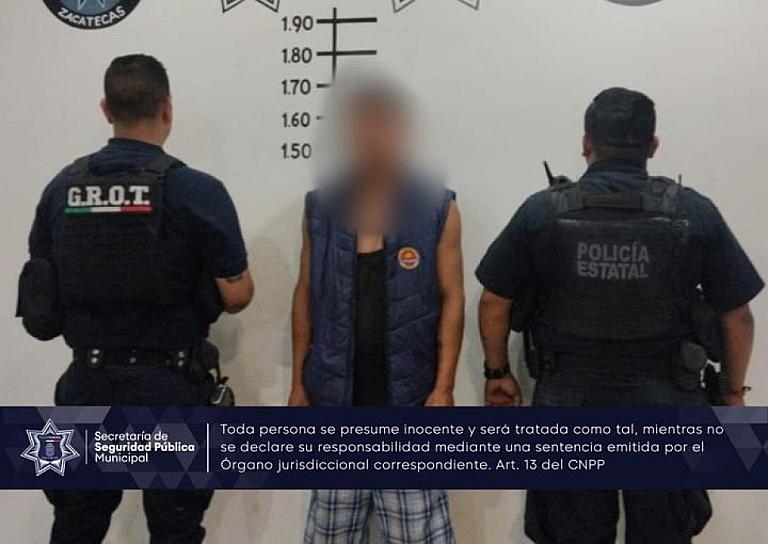 DETIENEN A HOMBRE POR VIOLENTAR A SU PAREJA