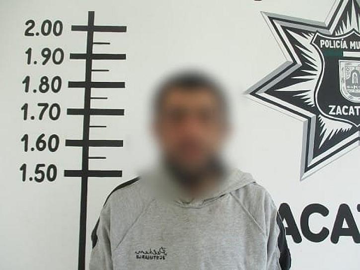 DETIENEN A LUIS POR PRESUNTO DELITO DE EXTORSIÓN 