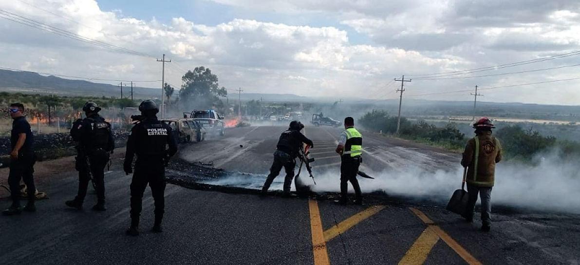 DETIENEN A SEIS PERSONAS EN OPERATIVO DE TEPETONGO Y VILLANUEVA