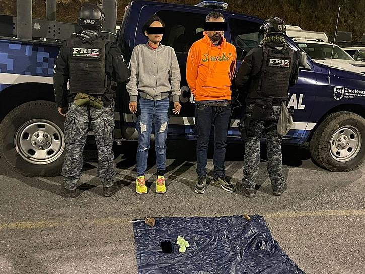 DETIENEN A TRES PERSONAS POR POSESIÓN DE DROGA EN GUADALUPE 