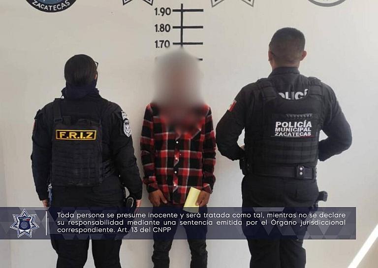 DETIENEN A UN HOMBRE CON CRISTAL Y MARIHUANA EN EL CENTRO  