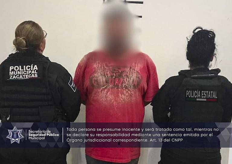 DETIENEN A UN HOMBRE DE 35 AÑOS POR AGREDIR A SU MADRE 