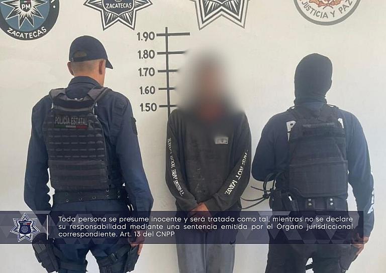 DETIENEN A UN HOMBRE POR NARCOMENUDEO 