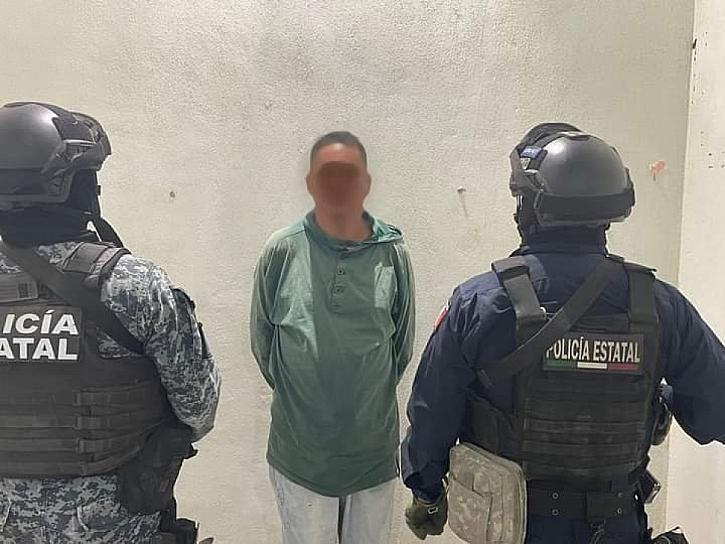 DETIENEN A UN HOMBRE; TENÍA DOS ÓRDENES DE APREHENSIÓN