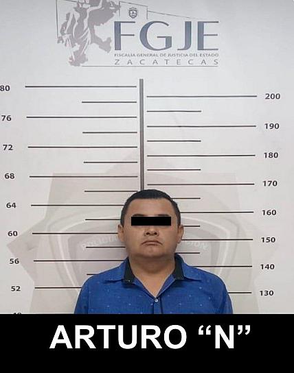 Detienen en Zacatecas a taxista narcomenudista