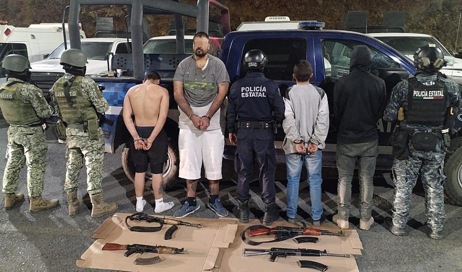 DETIENEN FUERZAS DE SEGURIDAD A SEIS PERSONAS; ASEGURAN ARMAS, DROGA Y CARTUCHOS