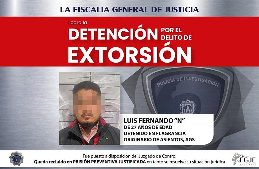 DETIENEN POLICÍAS A UN HOMBRE POR EXTORSIÓN