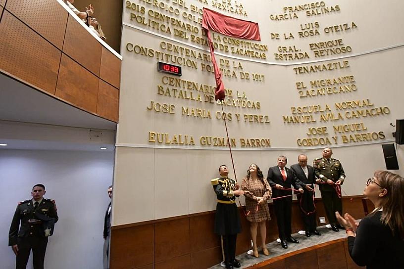 DEVELAN LETRAS DORADAS DEL BICENTENARIO DEL HEROICO COLEGIO MILITAR EN LA LXIV LEGISLATURA 